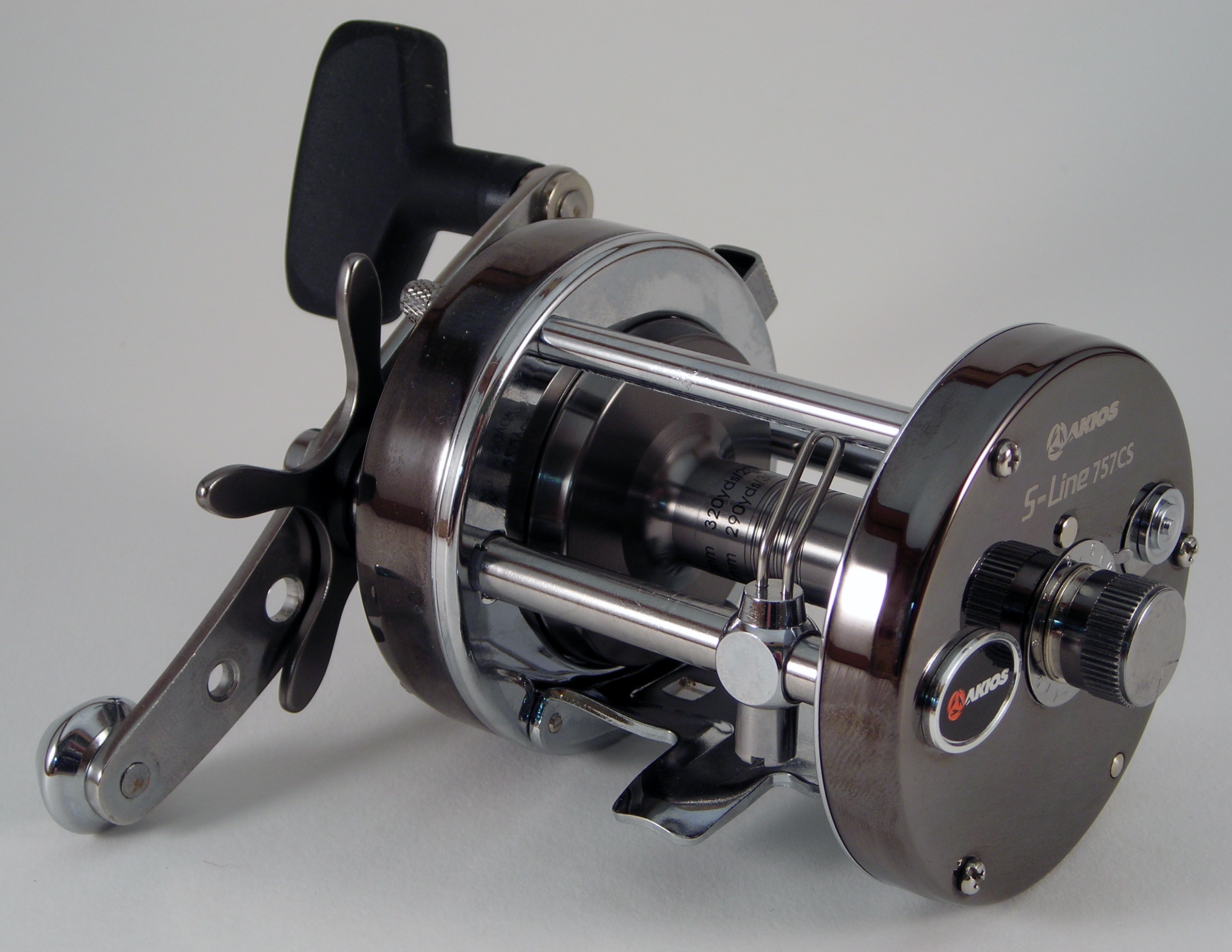 Akios Reels 757CS