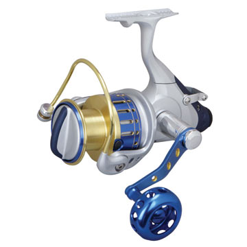 okuma cedros bait feeder reel